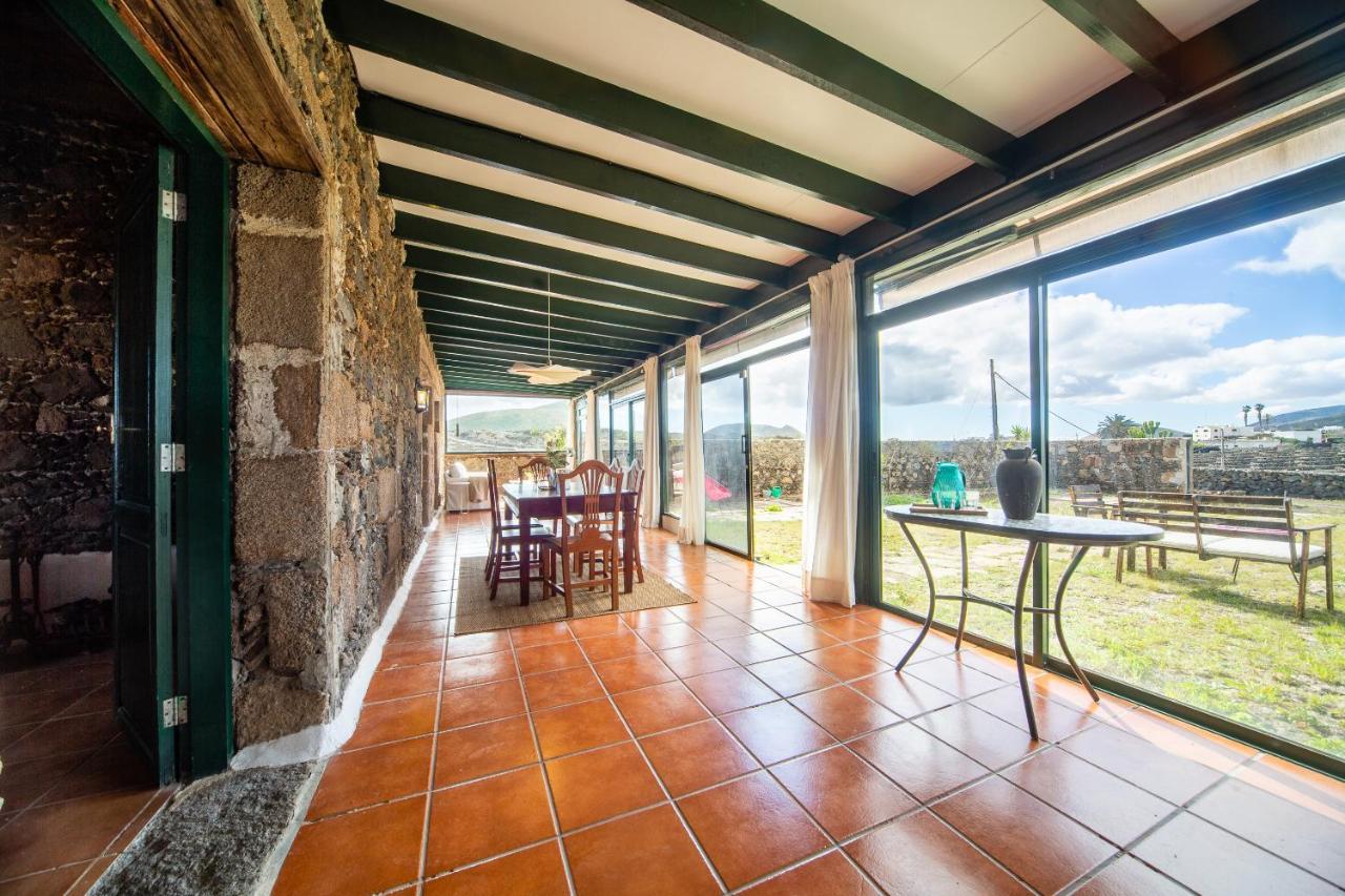 Villa Casa "Entre Vinedos" En Masdache à Tías Extérieur photo
